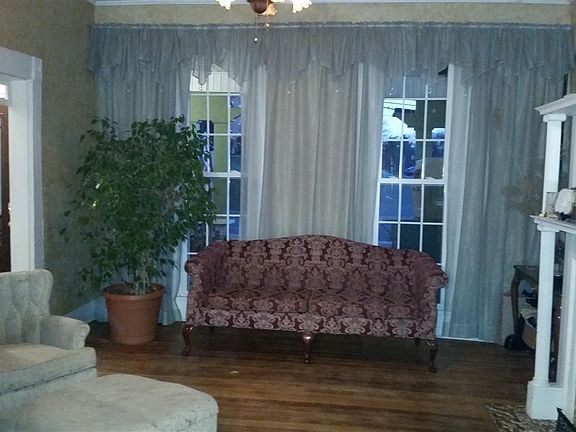 3rd image of 210 W High St