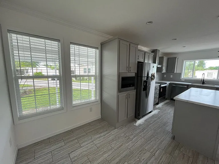 24 Eland Dr #24 — Photo 6