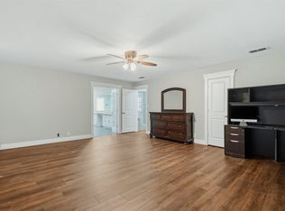 104 Murls Lake Rd, Weatherford, TX 76085