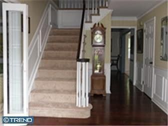 2nd image of 183 Liberty Dr