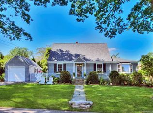 58 Fortuna Dr, Fairfield, CT 06824