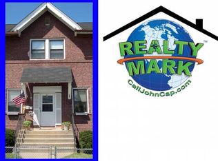 18 Chestnut St #B000, Marcus Hook, PA 19061