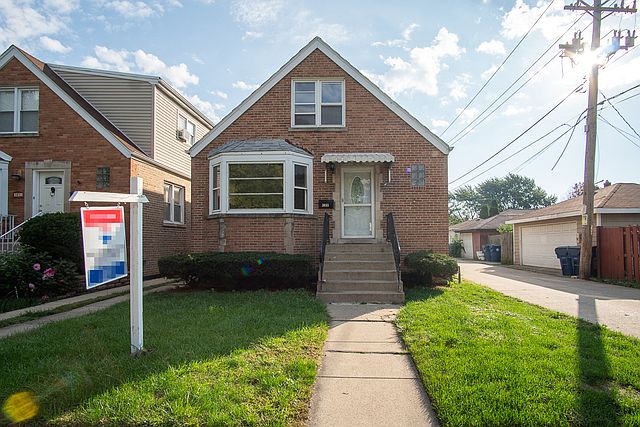 1st image of 3833 S 57th Ct