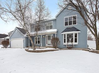 1050 N Ashbury Ave, Bolingbrook, IL 60440