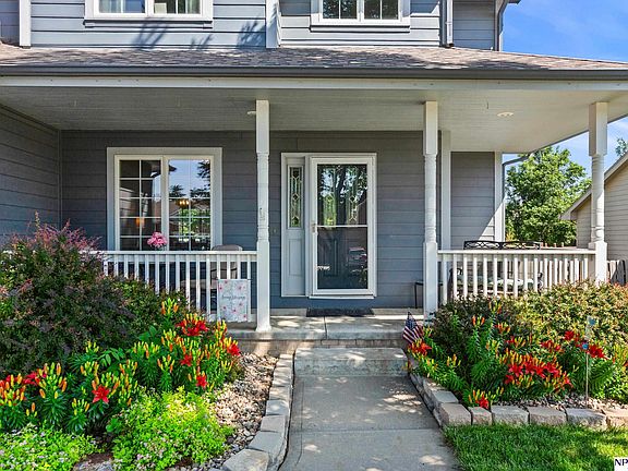 3rd image of 17232 S Creek Cir