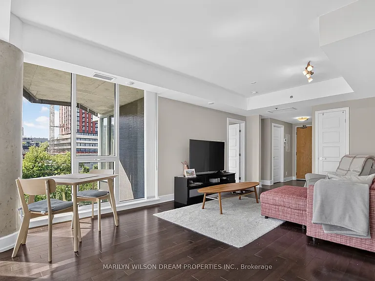 300 C Lett St #517 — Photo 6
