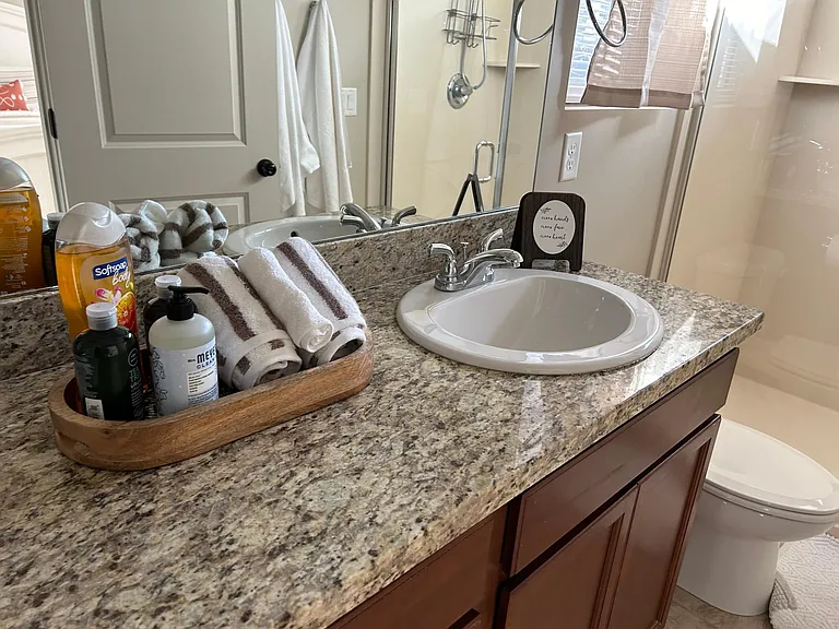 405 S 740 E — Photo 21