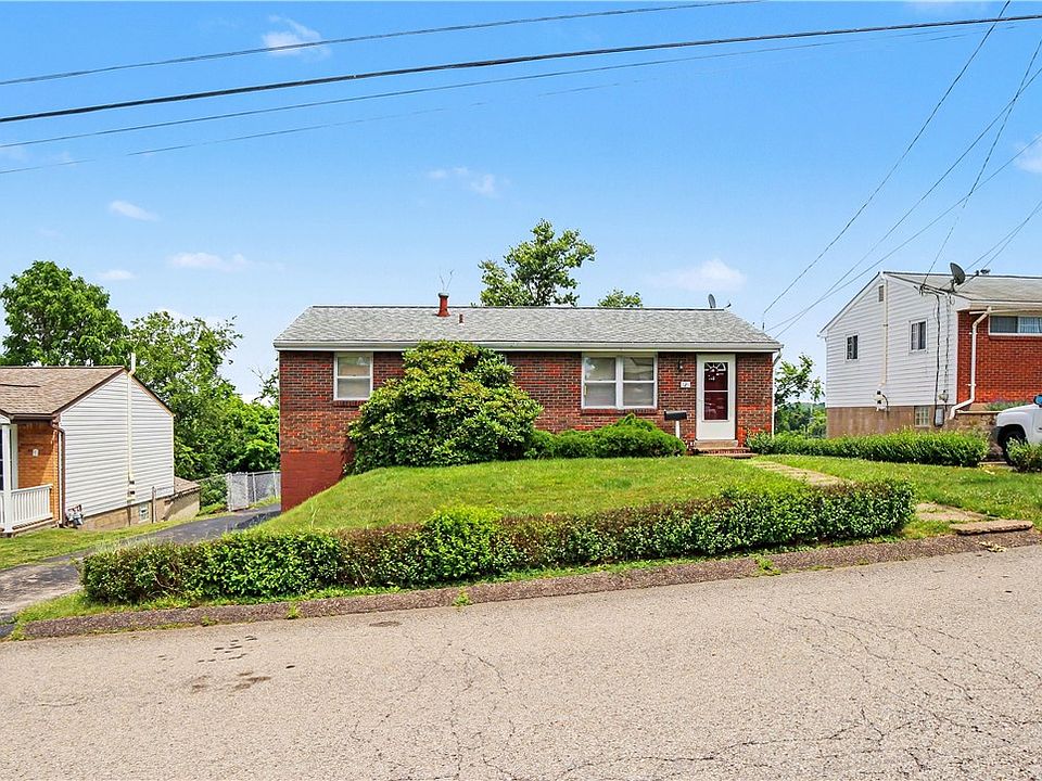 1st image of 121 Vetter Dr