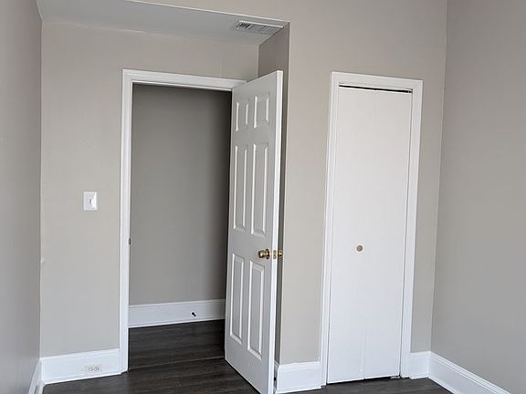 4th image of 2227 Linden Ave APT D