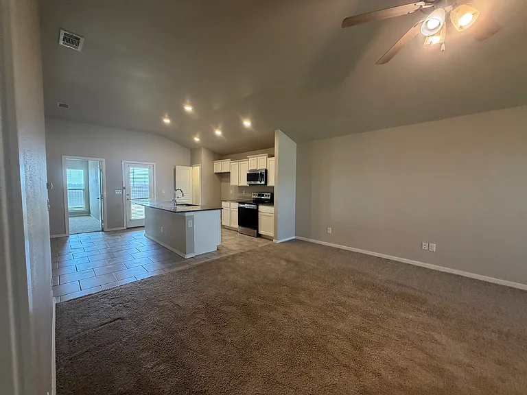 10424 Xenia Ave — Photo 6