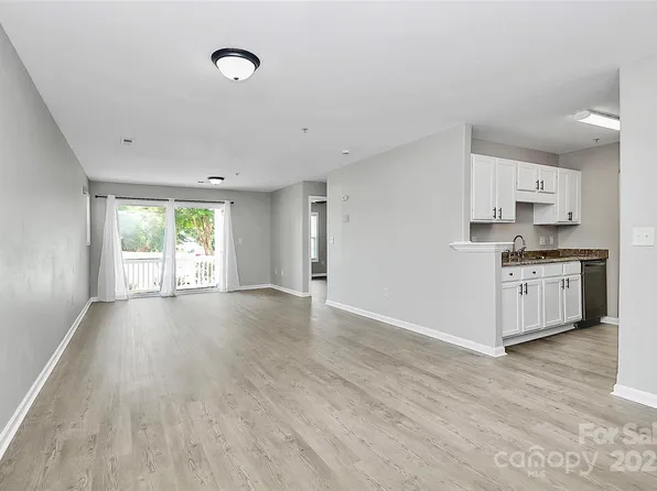 3853 Carl Parmer Dr, Harrisburg, NC 28075