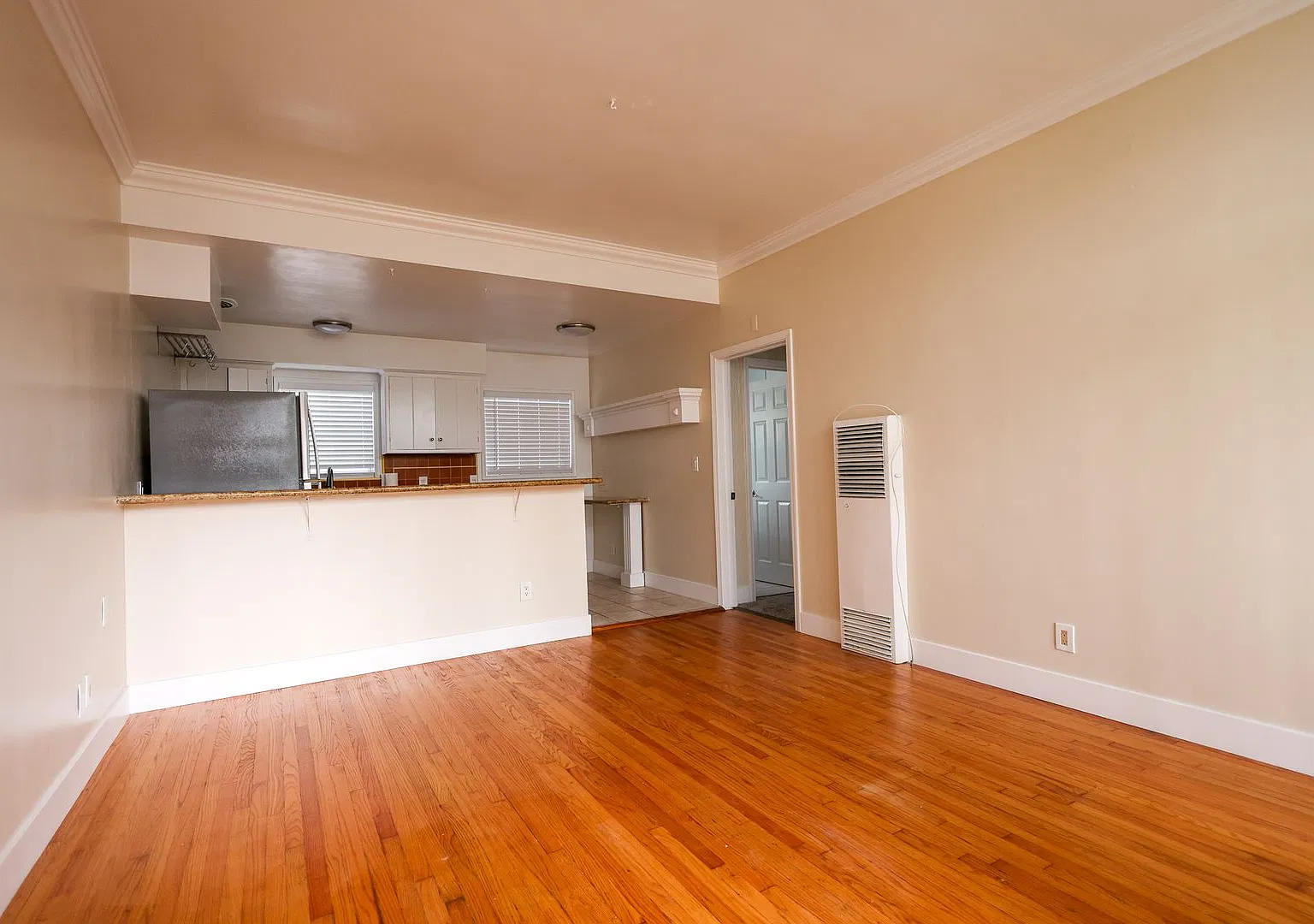 250 Cliff Drive — Photo 1