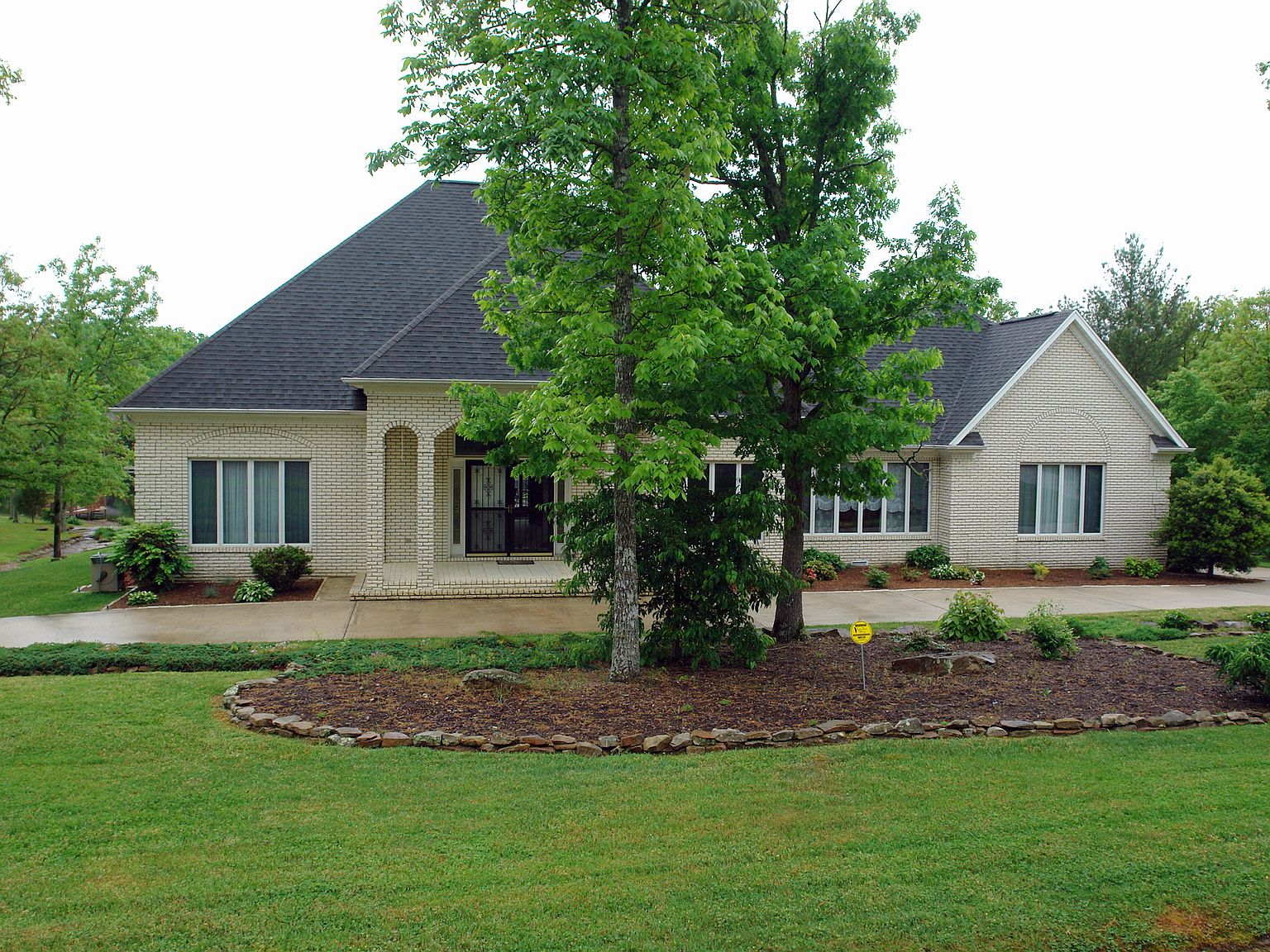 8833 Cherokee Trl, Crossville, TN 38572 Zillow