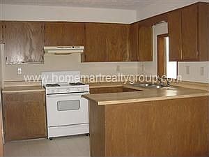1st image of 853 Bedford Bay Trl