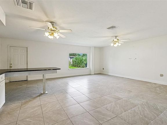 5th image of 608 Airline Park Blvd