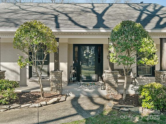 4th image of 4631 Dawnridge Dr