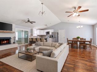 909 N Dove Rd, Grapevine, TX 76051
