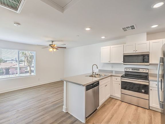 5th image of 1821 Santa Paula Dr #101
