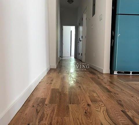 4th image of 1055 Morris Ave APT 1