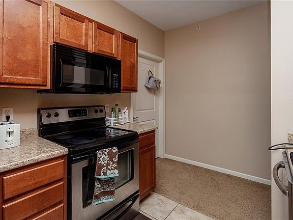 3rd image of 6350 Coachlight Dr Unit 1208
