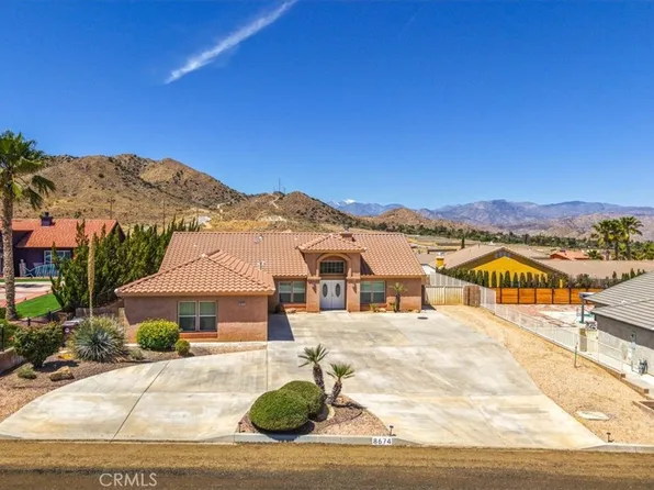 8674 Dumosa Ave, Yucca Valley, CA 92284