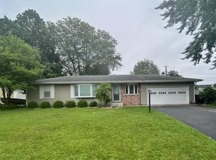 605 Gilster St, Onalaska, WI 54650