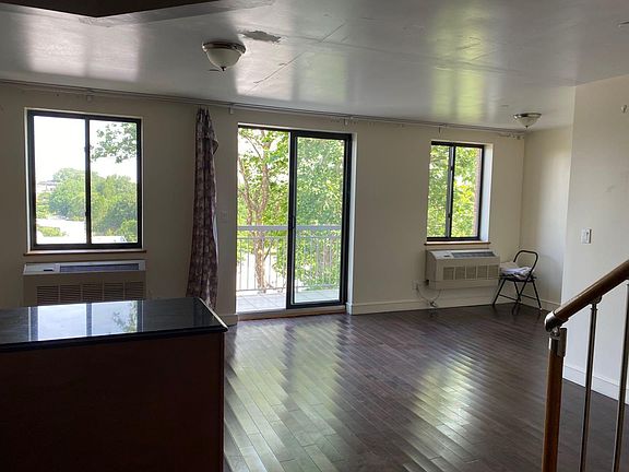 3rd image of 13326 Avery Ave #5F