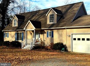 82 Westmoreland Blvd, Hague, VA 22469