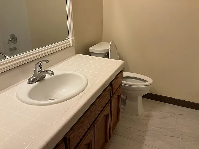 17200 Newhope St #325 — Photo 5