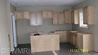 3rd image of 5876 22nd Ave
