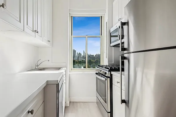 Rented by Rudin Management Company, Inc. | media 20