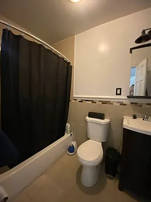 Rented by Aimee Grodanz, LREB | media 9