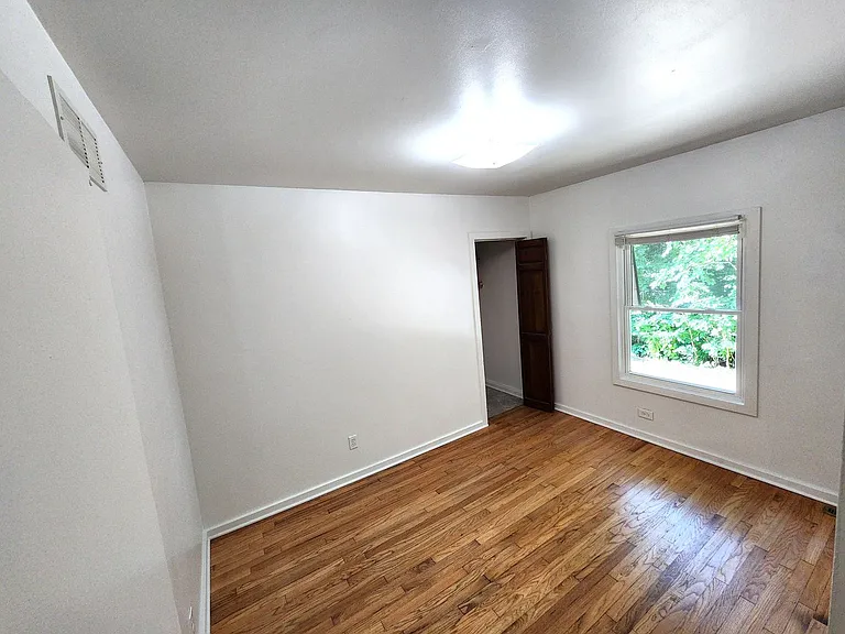 120 S Park St #1 — Photo 7