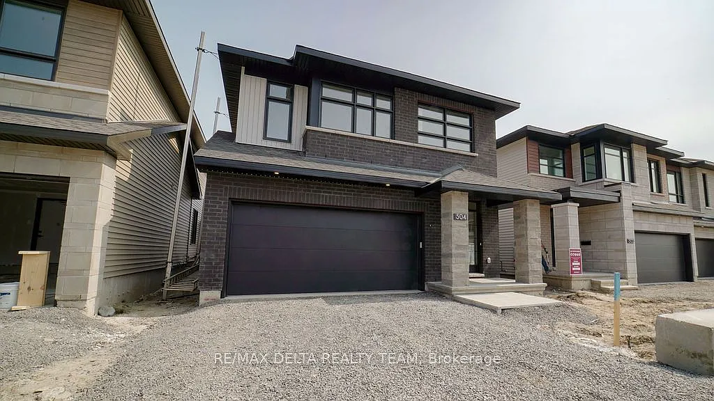 4 bed, $3,700 — Photo 1