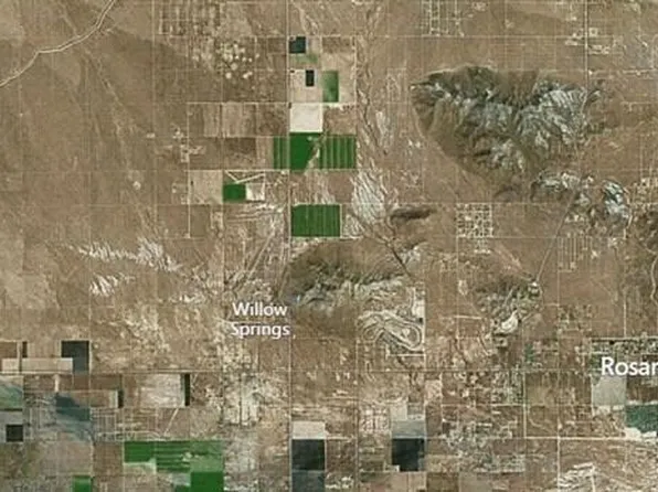 140 Saint, Rosamond, CA 93560