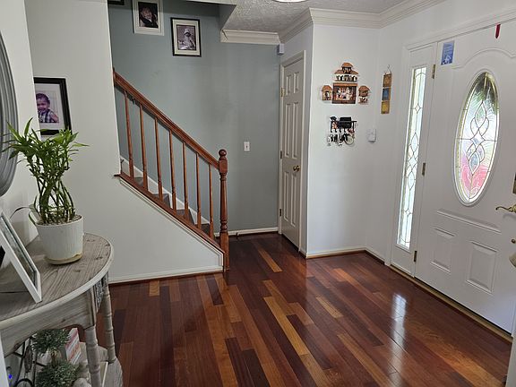 5th image of 14763 Statler Dr