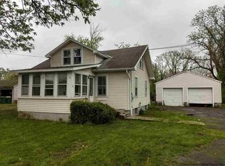 15 Old Sawkill Rd, Kingston, NY 12401