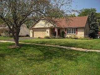 1st image of 700 Oak Knoll Dr