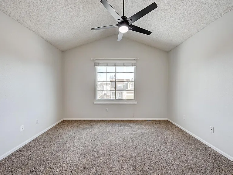 9725 Canberra Ct — Photo 14