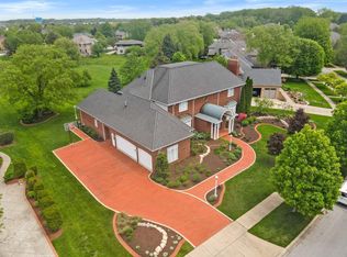 10313 Cherrywood Ln, Munster, IN