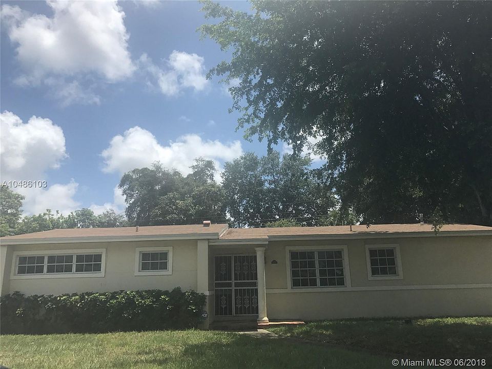1st image of 1940 NW 184th St