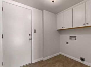 890 Singingwood Dr, Reno, NV 89509