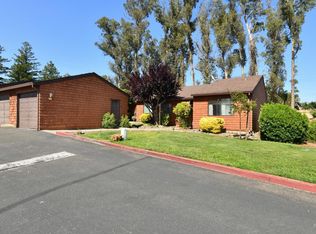 208 Indian Creek Dr, Santa Rosa, CA 95409
