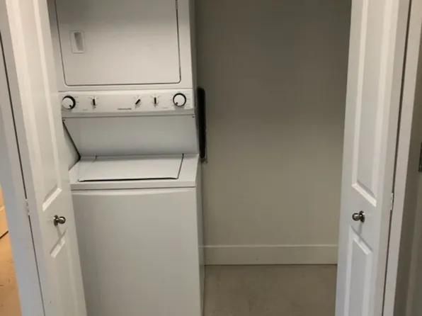 Ellis Flats, 4525 N Albina Ave #204, Portland, OR 97217