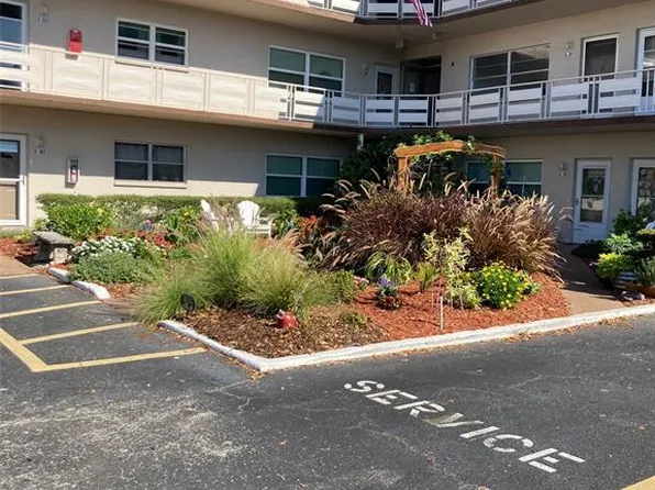 5530 80th St N Unit C204, Saint Petersburg, FL 33709