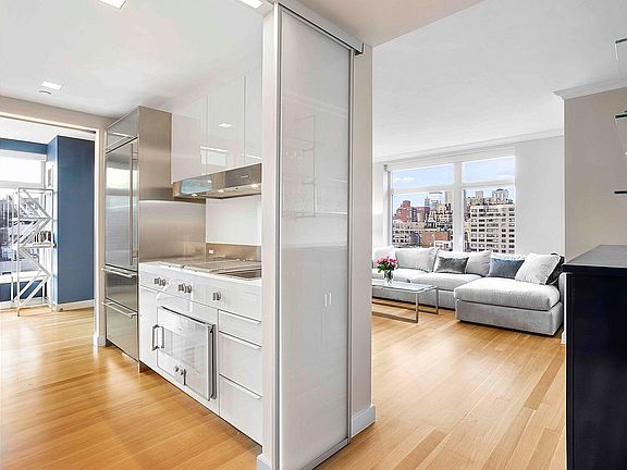 2nd image of 400 E 67th St APT 14B