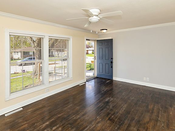 5th image of 2118 N 4th Ave E