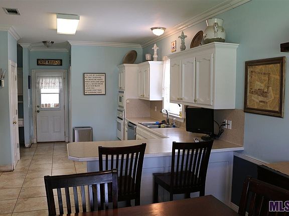 5th image of 18490 Red Oak Dr