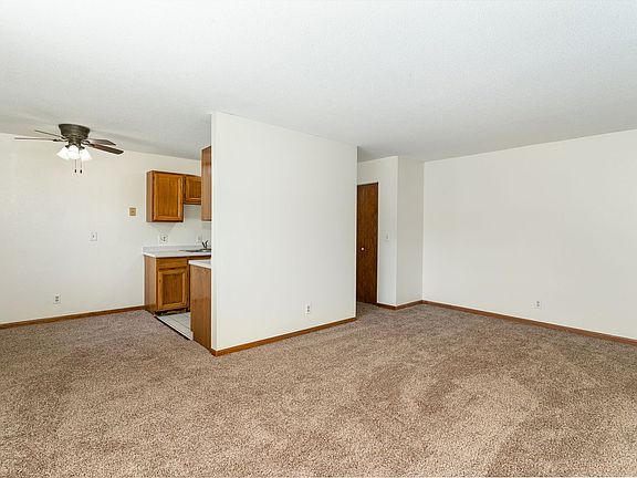 2nd image of 1011 Westminster St APT 102