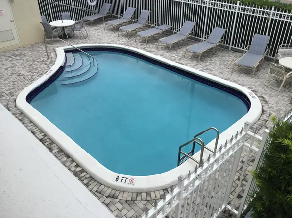 3915 S Flagler Dr APT 111, West Palm Beach, FL 33405